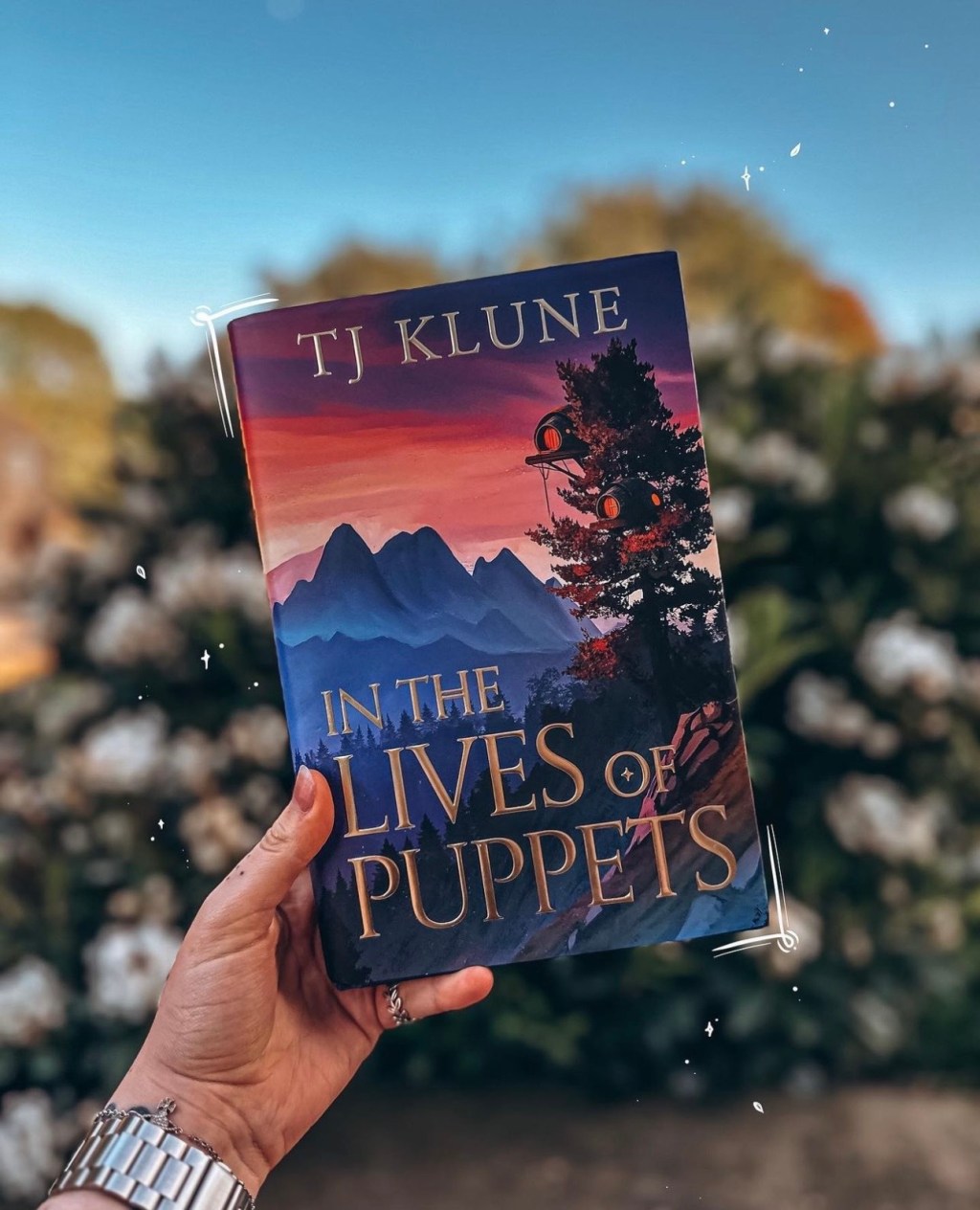 In The Lives of Puppets Readalong: Day 2!